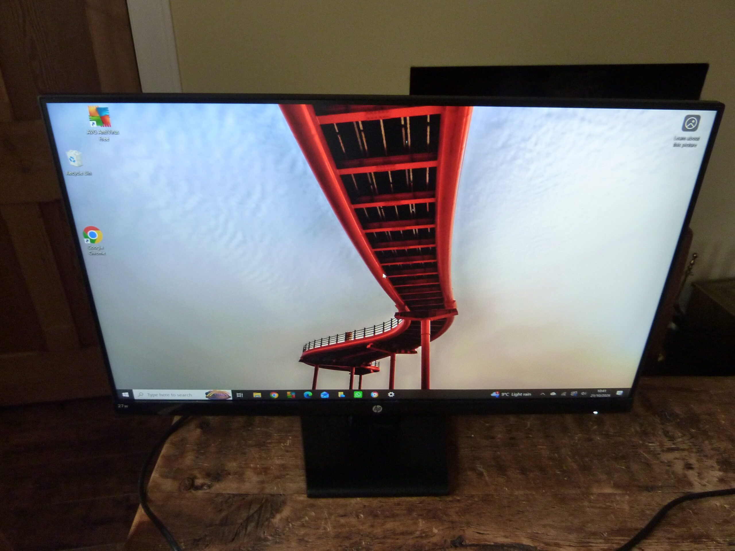 HP 27″ Computer Monitor For Sale by Colin GM4HWO.